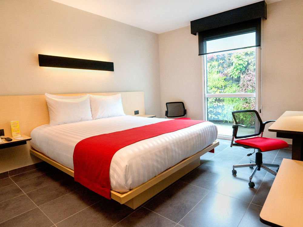 ซิตี้ เอ็กซ์เพรส พลัส เปริเฟริโก ซูร์ ตลัลปัน Hotel เม็กซิโกซิตี้ ภายนอก รูปภาพ